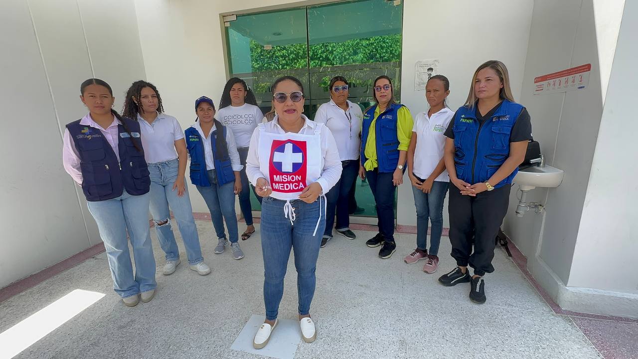 photo 4951816019630992594 y