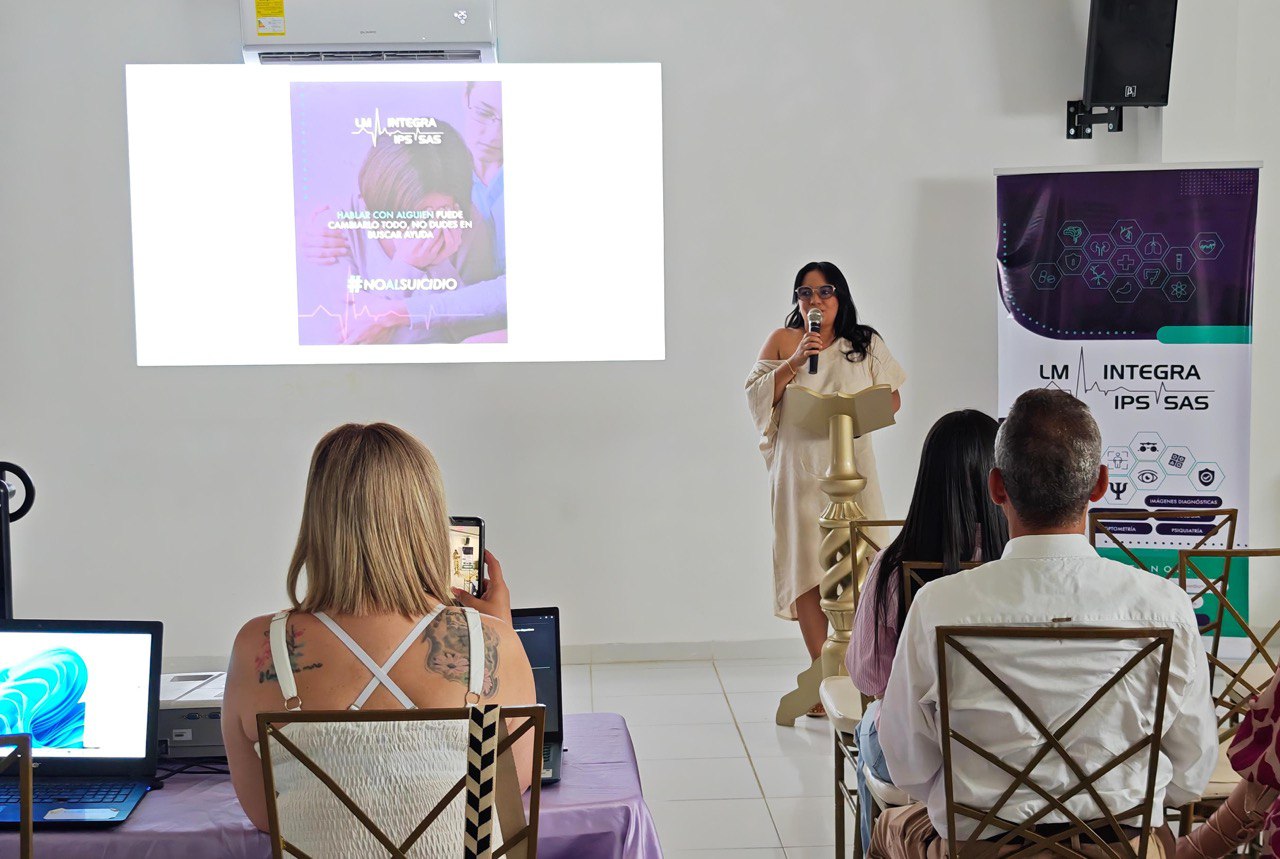 photo 5080287278957441282 y